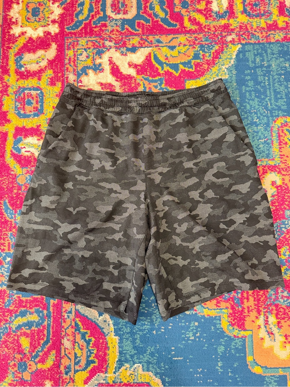 lululemon Men’s Surge Short 9” Variegated Mesh Camo Black Athletic Shorts large